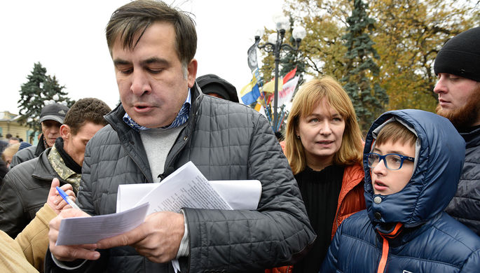 Бывший президент Грузии, экс-губернатор Одесской области Михаил Саакашвили с женой Сандрой Рулофс и...