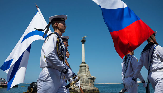 Российские военнослужащие на праздновании Дня ВМФ в Севастополе, июль 2018 года