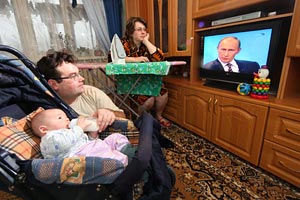 Прямая линия Владимира Путина подтвердила его лидерство в стране, считают на Западе Прямая линия Владимира Путина подтвердила его лидерство в стране, считают на Западе