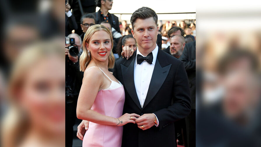 Муж актрисы Йоханссон Жост удивился новости о том, что доход его жены упал