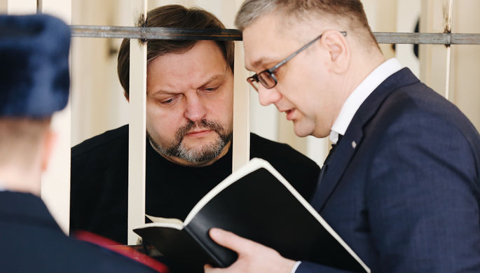 Экс-губернатор Кировской области Никита Белых перед оглашением приговора в Пресненском суде Москвы...