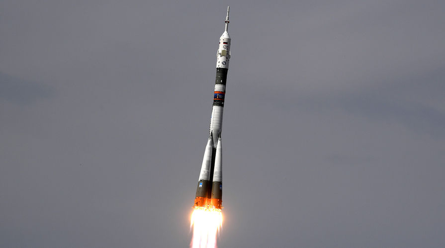 Пуск ракеты-носителя "Союз-ФГ" с пилотируемым кораблем "Союз МС-09" со стартового стола первой "Гагаринской" стартовой площадки космодрома "Байконур", 6 июня 2018 года