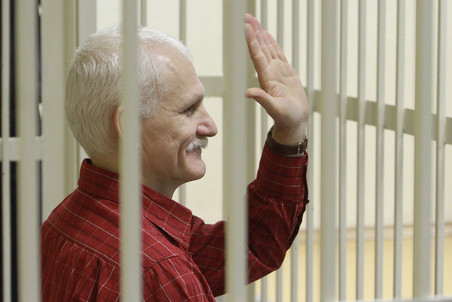 Рассмотрение уголовного дела в отношении правозащитника Алеся Беляцкого