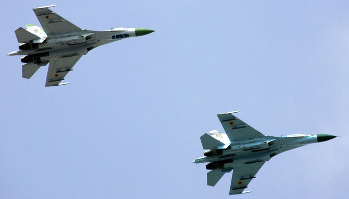 Истребители Су-27 во время военного парада в честь дня независимости Украины в Киеве, 2008 года
