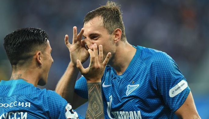 Игроки «Зенита» Артем Дзюба и Себастьян Дриусси