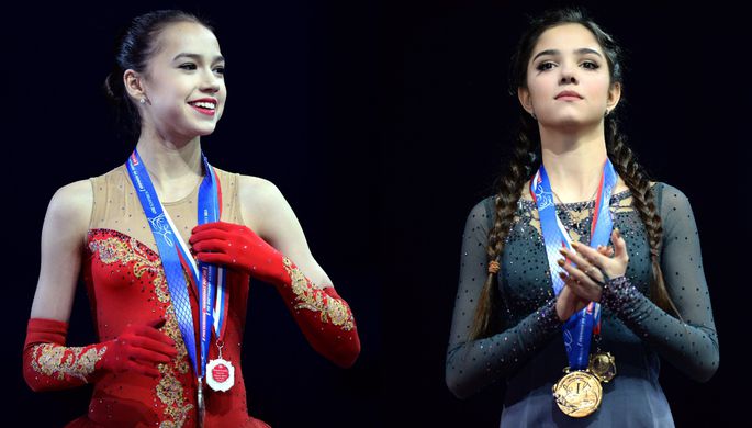 Российский фигуристки Алина Загитова (слева) и Евгения Медведева
