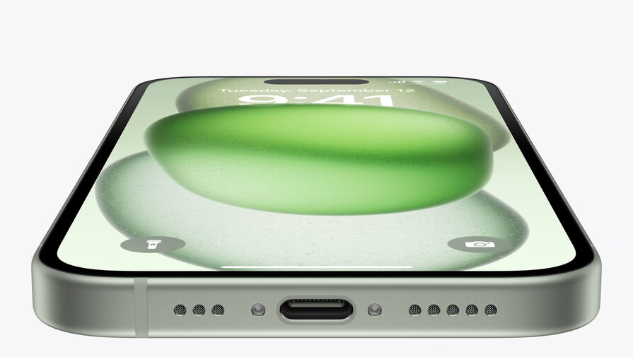 MacRumors: iPhone 15 заряжает пауэрбанки вместо того, чтобы заряжаться самому
