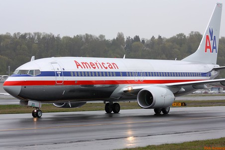 American Airlines ������ ��������� � �����������