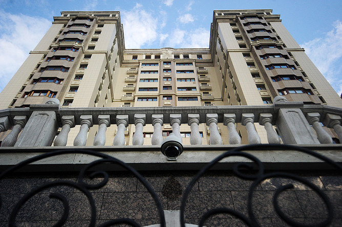 Стоимость жилья в Москве не растет и не снижается, фиксируют эксперты