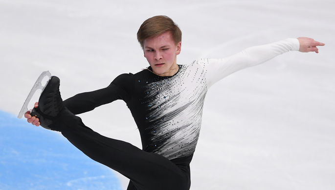 Российский фигурист Михаил Коляда