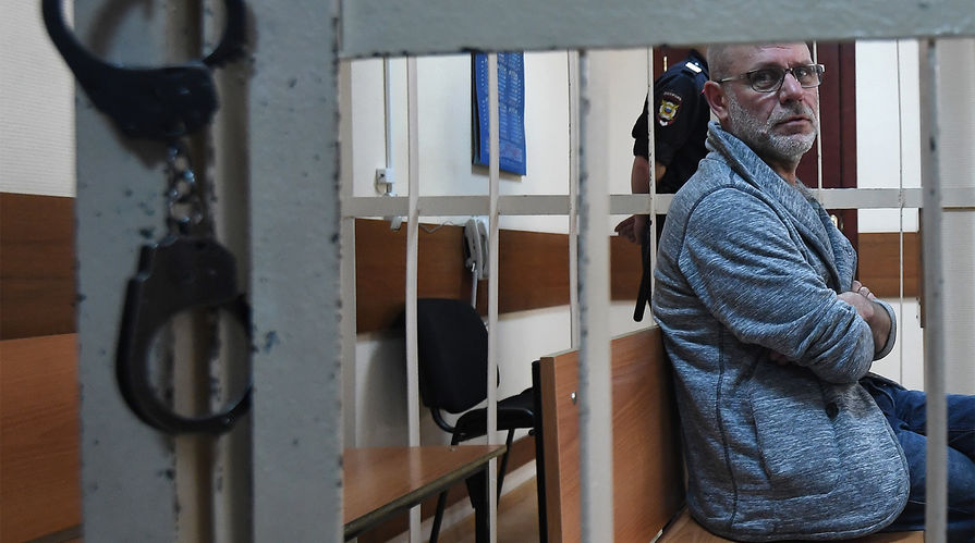 Бывший директор "Гоголь-центра" Алексей Малобродский