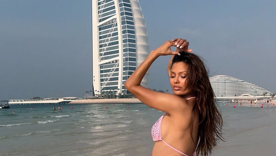 Модель Виктория Боня заявила, что не ограничивает себя в сладком