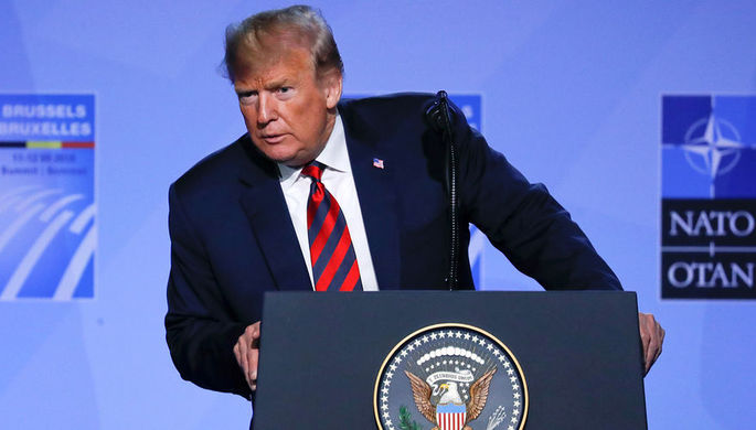 Президент США Дональд Трамп во время саммита НАТО в Брюсселе, 12 июля 2018 года