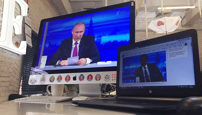 Трансляция «Прямой линии с Владимиром Путиным» в редакции «Газеты.Ru»