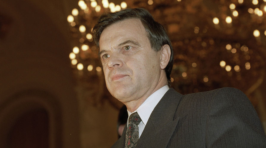 Руслан Хасбулатов, 1992 год