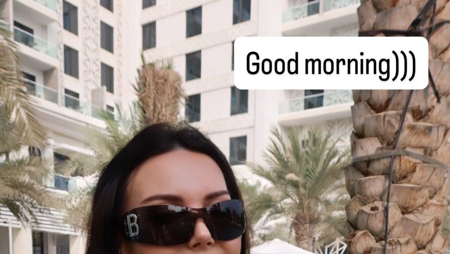 Блогерша Самойлова выложила фото в крошечном бикини на фоне развода с Джиганом