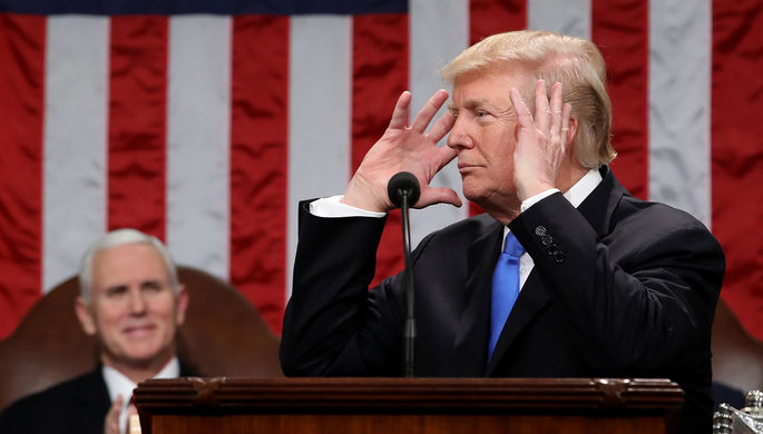 Президент США Дональд Трамп во время выступления с ежегодным посланием «О положении в стране» к...