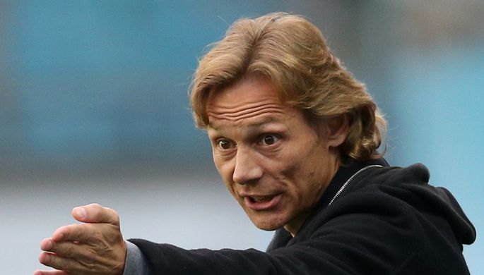 Валерий Карпин
