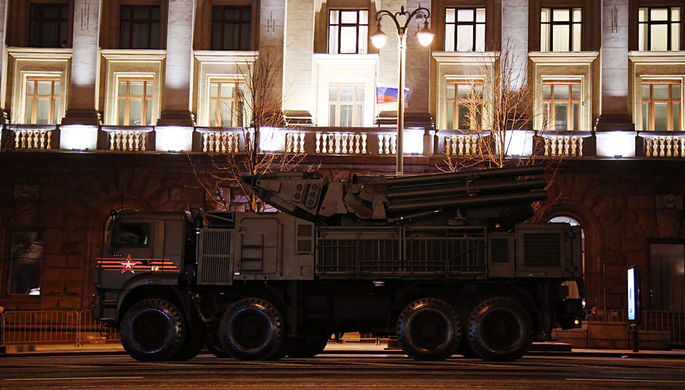 Репетиция военного парада к Дню Победы в центре Москвы, 26 апреля 2018 года