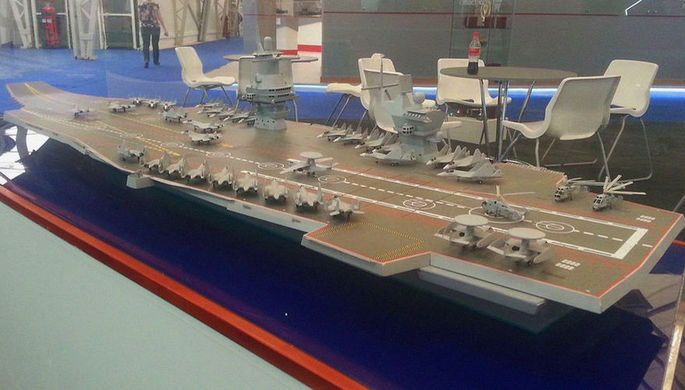Макет авианосца проекта «Шторм» на выставке «Армия 2015»