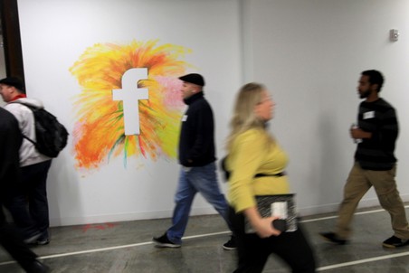 Facebook подал документы на IPO