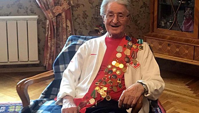 Алексей Парамонов у себя дома, 2018 год
