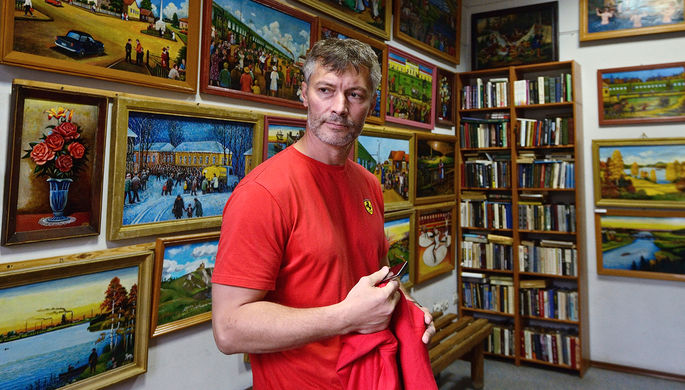 Кандидат в мэры Екатеринбурга Евгений Ройзман в штаб-квартире кампании в здании фонда «Город...