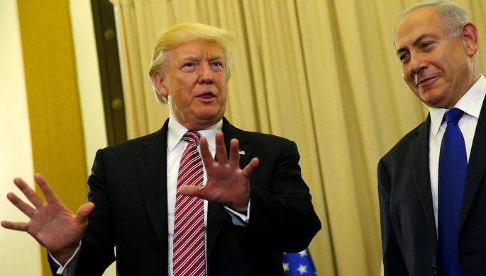 Дональд Трамп во время встречи с премьер-министром Израиля Биньямином Нетаньяху, 22 мая 2017 года