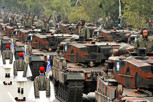 Введенный ЕС запрет на покупку новой военной техники из России коснется прежде всего Греции