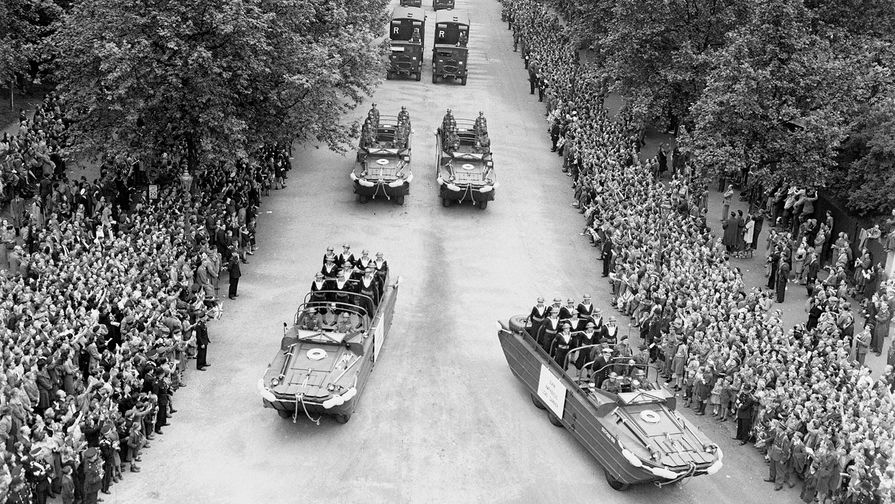 Празднование Победы в Лондоне в 1946 году