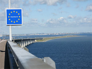 Дания первой восстановит пограничный и таможенный контроль на внутренних европейских границах