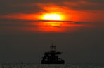 Саудовская Аравия давит на нефтяные котировки