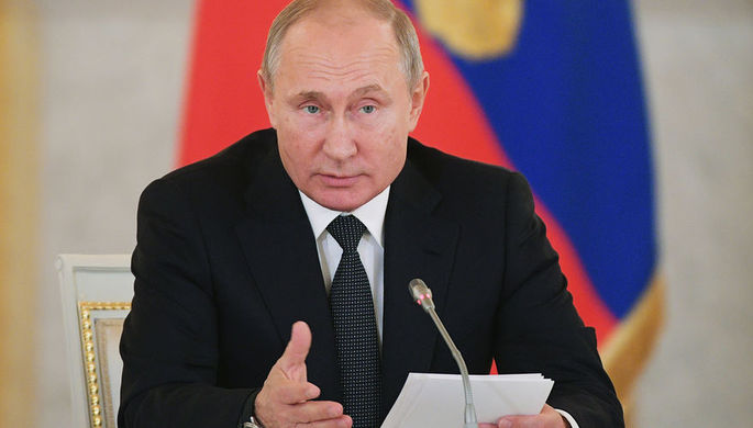 Президент РФ Владимир Путин проводит в Кремле заседание Совета по развитию гражданского общества и...
