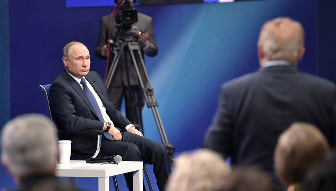 Владимир Путин во время встречи с доверенными лицами в Гостином дворе, 30 января 2018