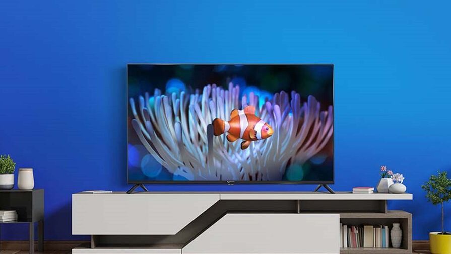 В продажи появились 50-дюймовые телевизоры "Триколор" по цене 30 тыс. руб.