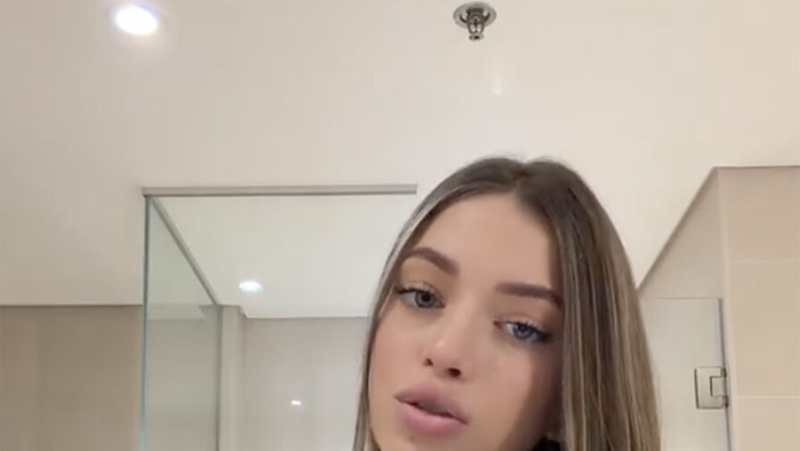 Дочь певицы Веры Брежневой Киперман снялась под песни Меладзе