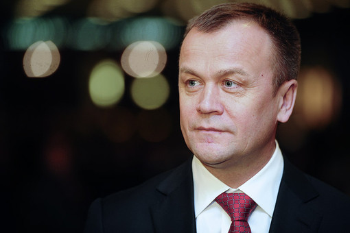 Несмотря на дружбу с Михаилом Прохоровым губернатор Иркутской области Сергей Ерощенко возглавил региональный список «Единой России»