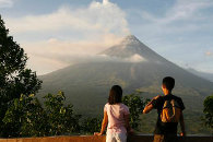 Активность индонезийского вулкана Мерапи возросла; число жертв достигло 56