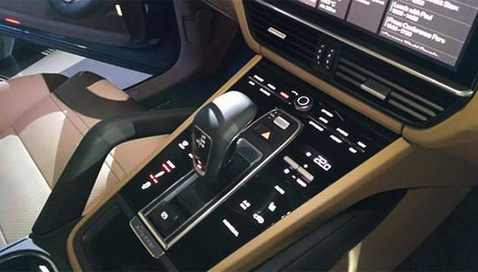 Интерьер Porsche Cayenne