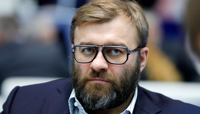 Актер Михаил Пореченков во время встречи Владимира Путина с доверенными лицами в Гостином дворе, 30...