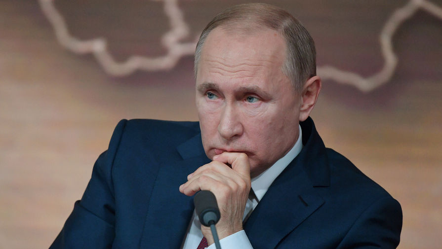 Президент России Владимир Путин во время большой пресс-конференции в Центре международной торговли в Москве, 19 декабря 2019 года