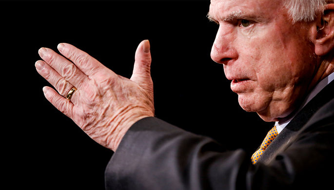 Сенатор США Маккейн решил прекратить дальнейшее лечение рака мозга