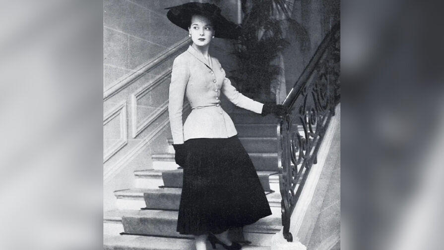 Стилист Егоров призвал носить миди-юбки с объемом в стиле Dior