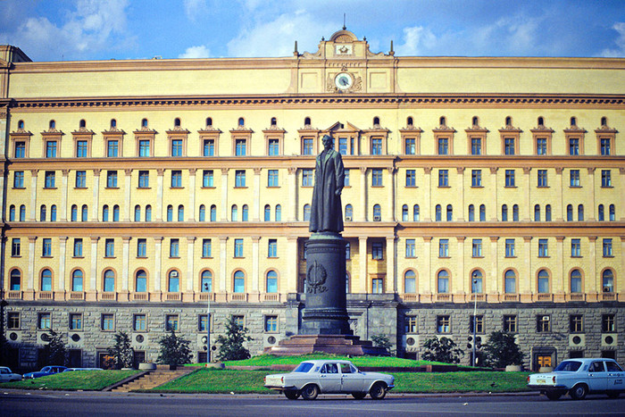  Памятник Дзержинскому на Лубянской площади, 1989 год 