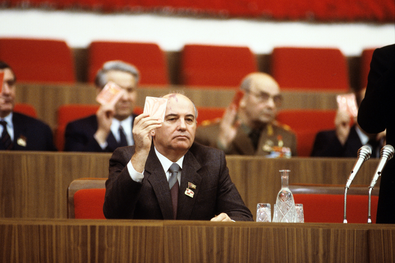 Перестройка Горбачев съезд КПСС