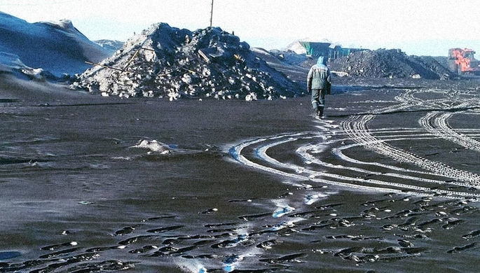 В кузбассе выпал черный снег, 16 февраля 2019 года