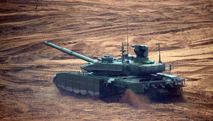 Танк Т-14 «Армата» во время совместных стратегических учений (ССУ)...