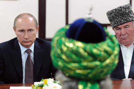 Владимир Путин на заседании президентского Совета по межнациональным отношениям в Уфе
