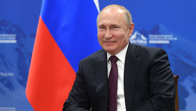Президент России Владимир Путин во время встречи с президентом Финляндской Республики Саули Ниинистё...