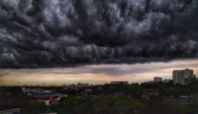 Во время непогоды в Москве, 15 августа 2018 года